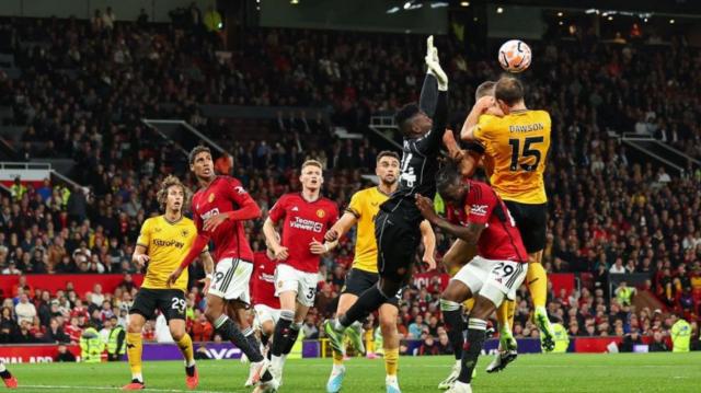 开云体育APP下载-林良锋：曼联太狼狈太侥幸，滕哈赫离谱但纠错靠谱